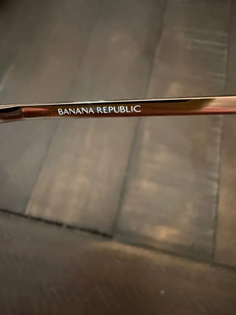 Banana Republic Thin Metal Rim Reading Glasses in Gold
